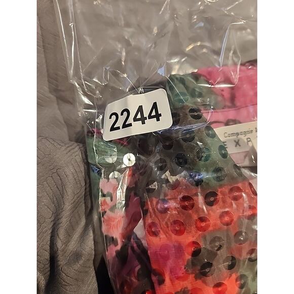 Vintage Express Pink Red Floral Sequin Button Up Blouse Size XS 90s Y2K Feminine - Picture 11 of 11